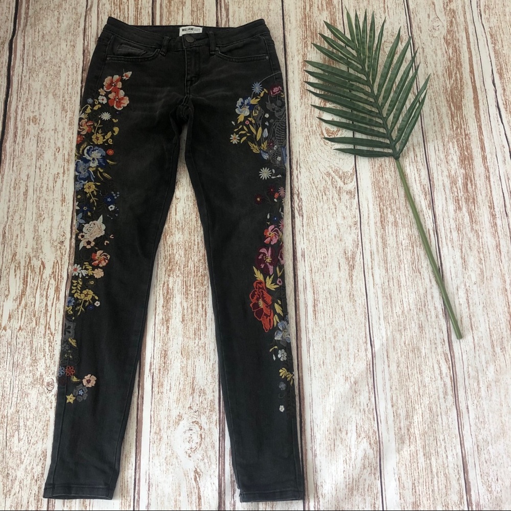 William Rast Washed Black Embroidered Jeans 26 - Picture 2 of 7
